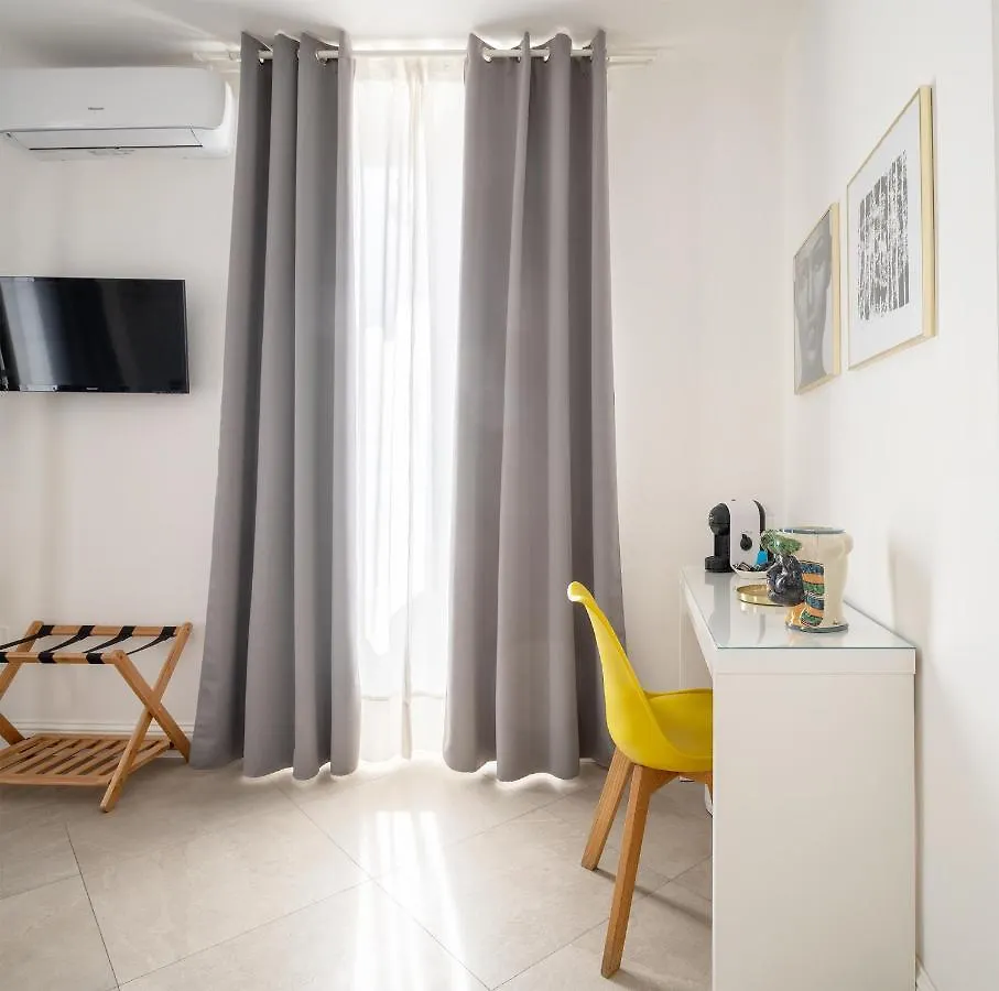 B&B Spigolerooms Syracuse 0*,  Italy